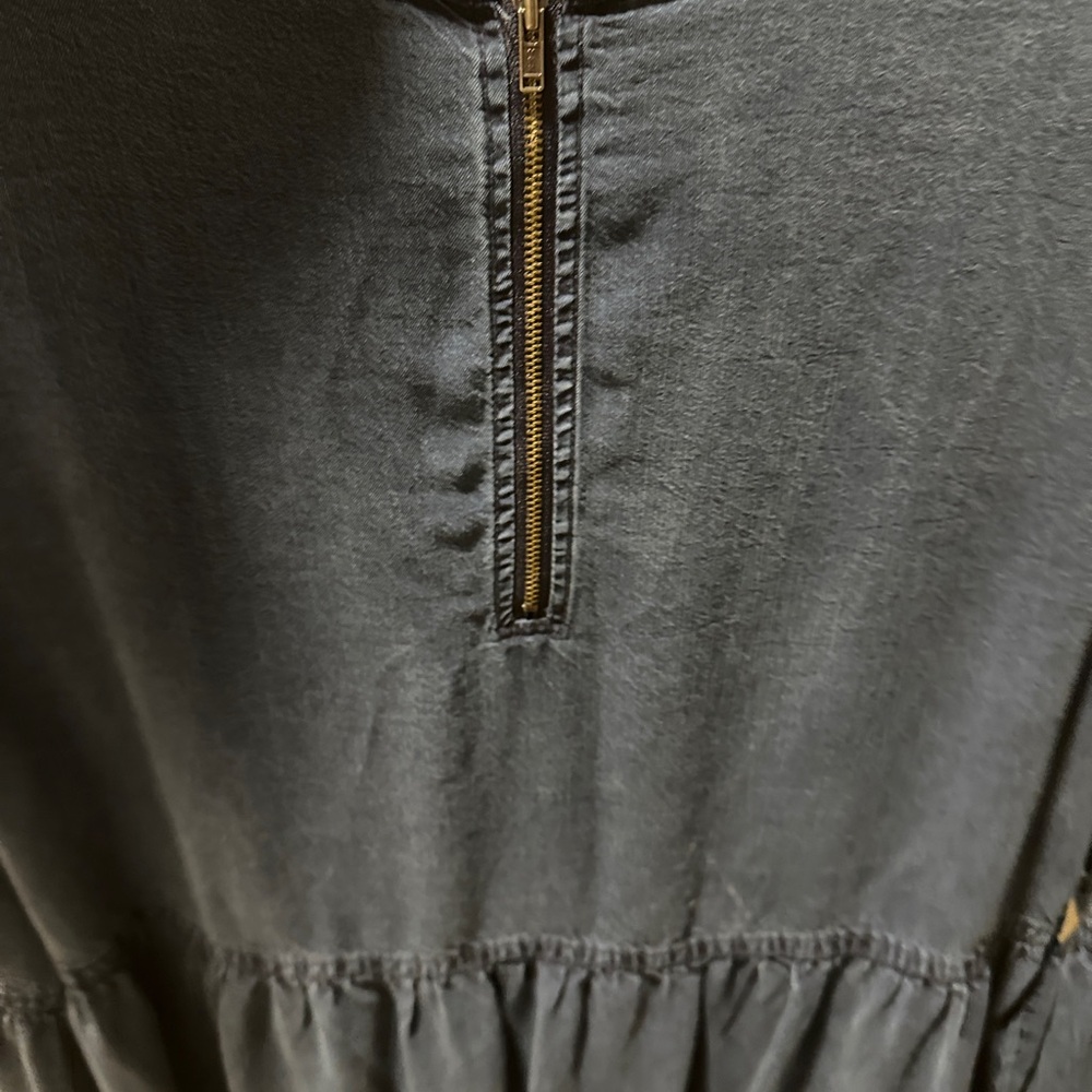 John mark size small top - Picture 4 of 4